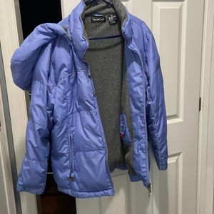 Down coat w/ 45% waterfowl feathers